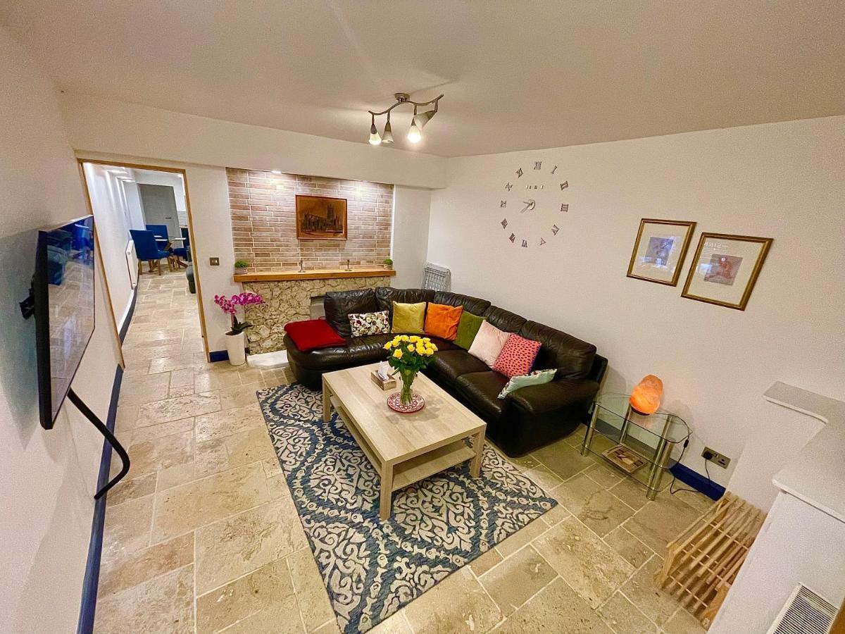 2 Bedroom Cottage Gloucester City Center Zewnętrze zdjęcie