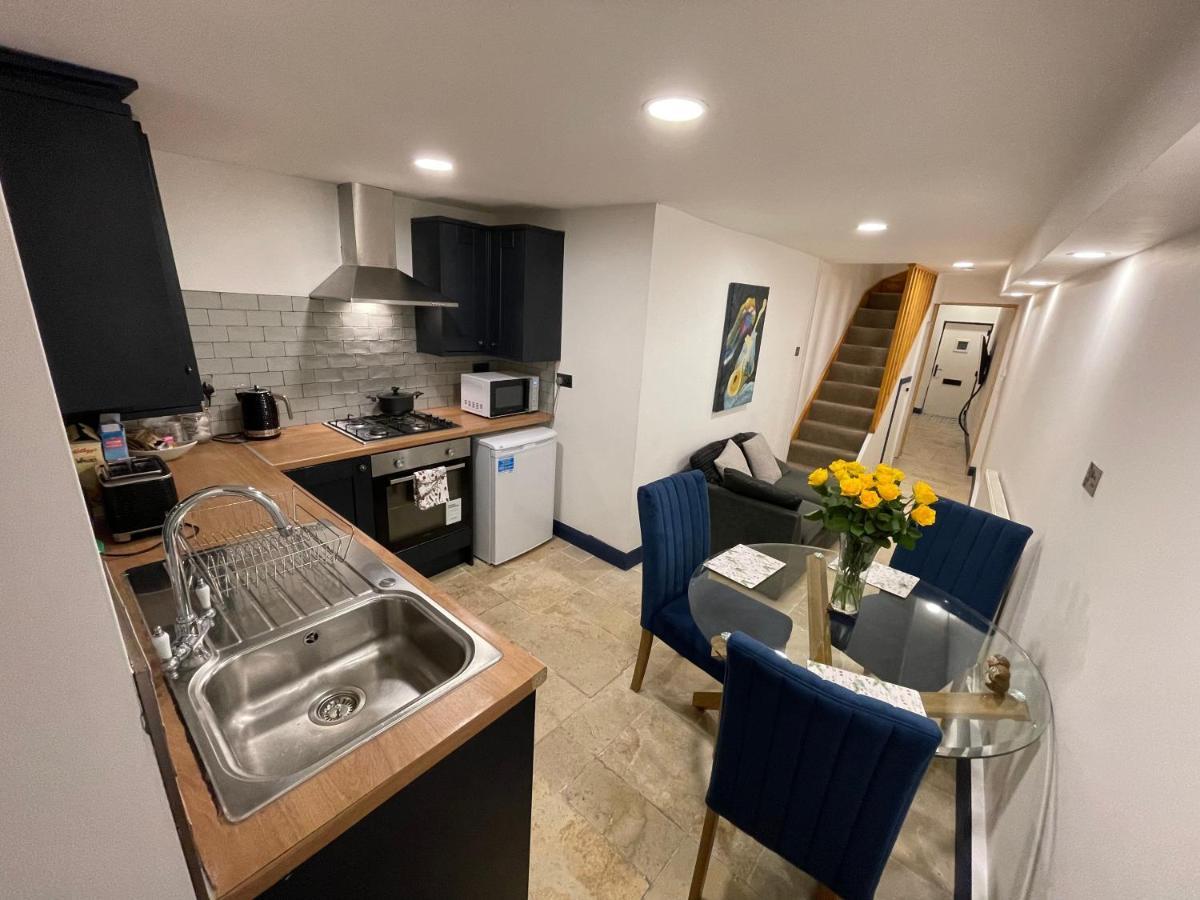 2 Bedroom Cottage Gloucester City Center Zewnętrze zdjęcie